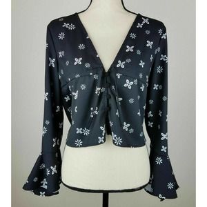 Madisonne Womens Blouse Top Small  B68-07 Cropped Floral Print Flounce Black